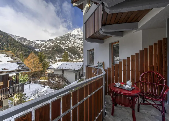 Maison Simone - Wifi, Parcheggio E Vista Montagna - Cour 0092 דירה *